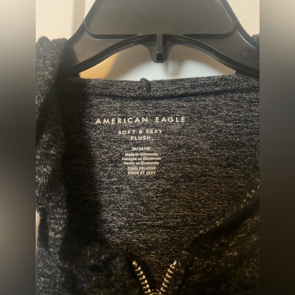 Grey cropped zip-up from American Eagle - Picture 2 of 2